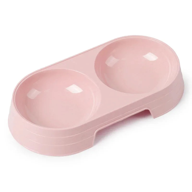 MINNO™ es un cuenco compacto y funcional, ideal para perros pequeños o con dietas específicas.
