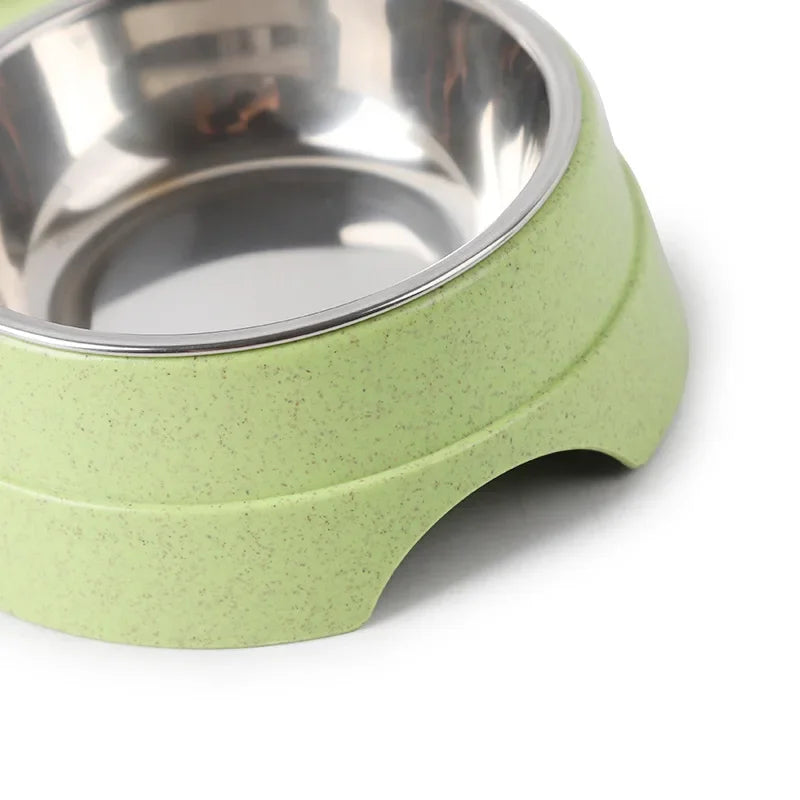 MINNO™ es un cuenco compacto y funcional, ideal para perros pequeños o con dietas específicas.