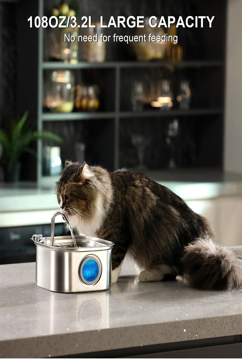 FRESKO™ es un comedero compacto con dispensador de agua incorporado, diseñado para cuidadores que valoran la limpieza, el orden y la practicidad en la rutina diaria.