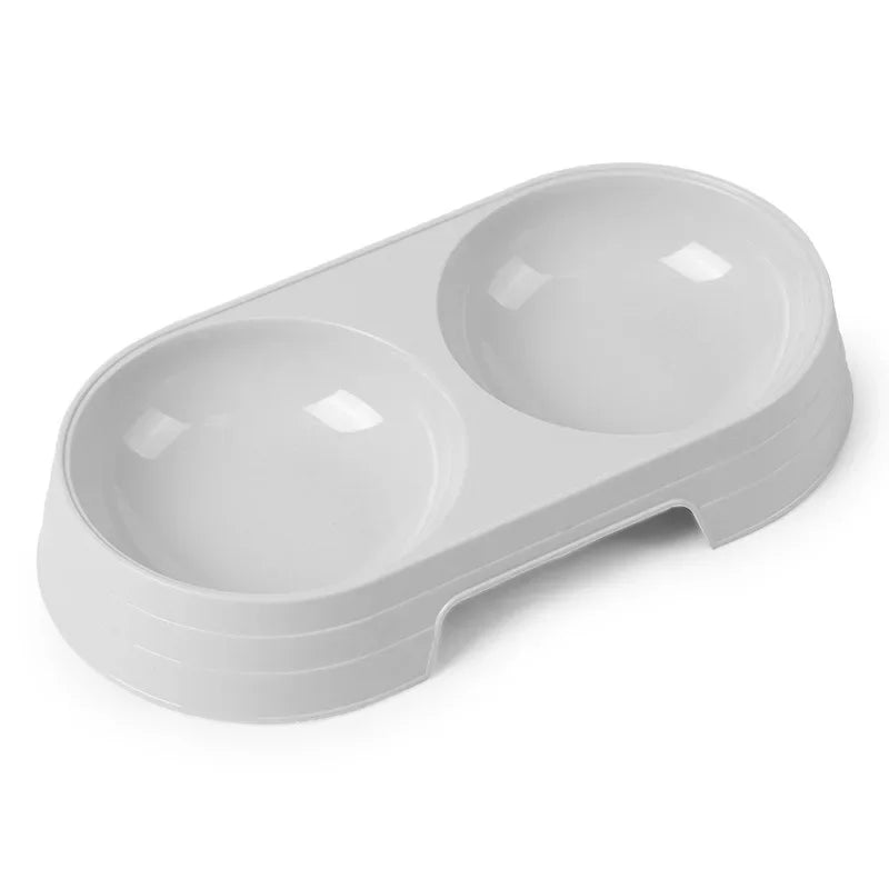 MINNO™ es un cuenco compacto y funcional, ideal para perros pequeños o con dietas específicas.